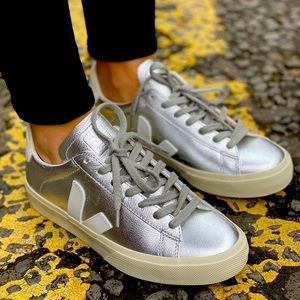 ⭐️Veja Campo Silver & White Chromefree Sneakers⭐️ Brand New in Box - Never Worn